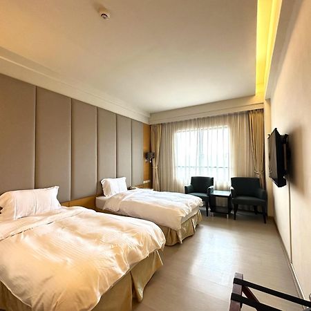 Chientan Youth Hotel Taipei Exterior photo