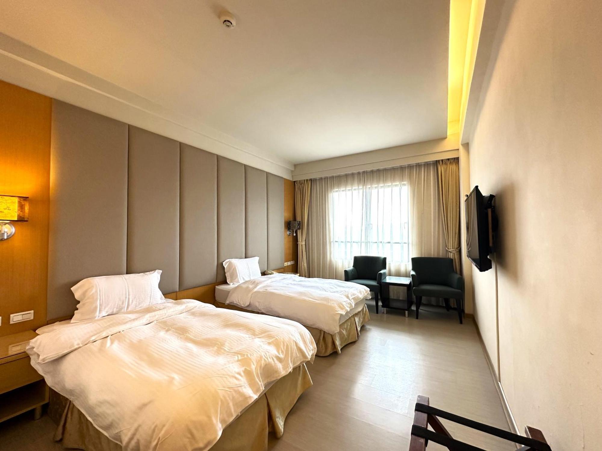 Chientan Youth Hotel Taipei Exterior photo